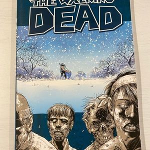 The Walking Dead Volume 2:Miles Behind Us comic book